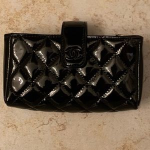 Auth Chanel Black Leather Mini Pochette Wallet bag